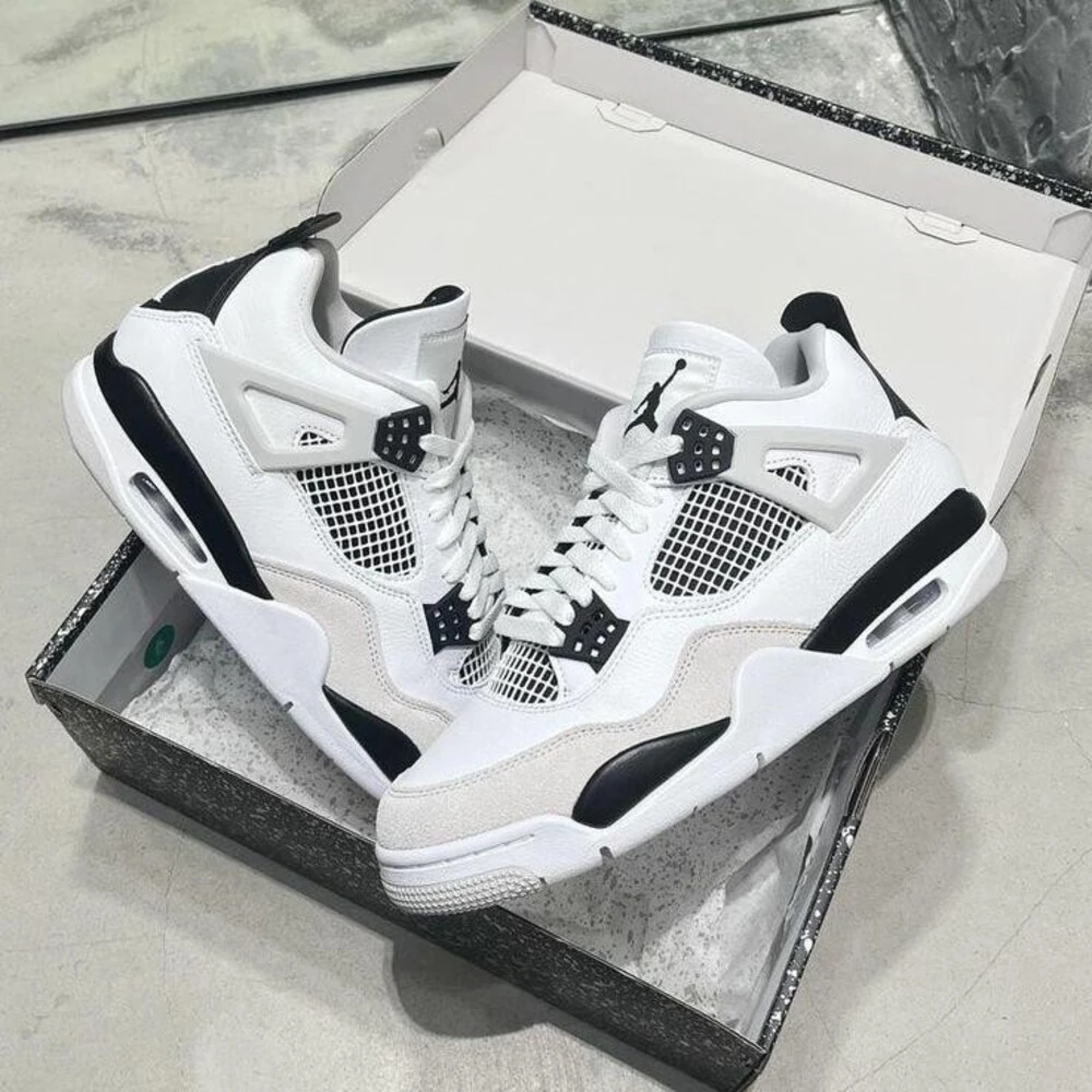 Nike Air Jordan 4 Retro Military