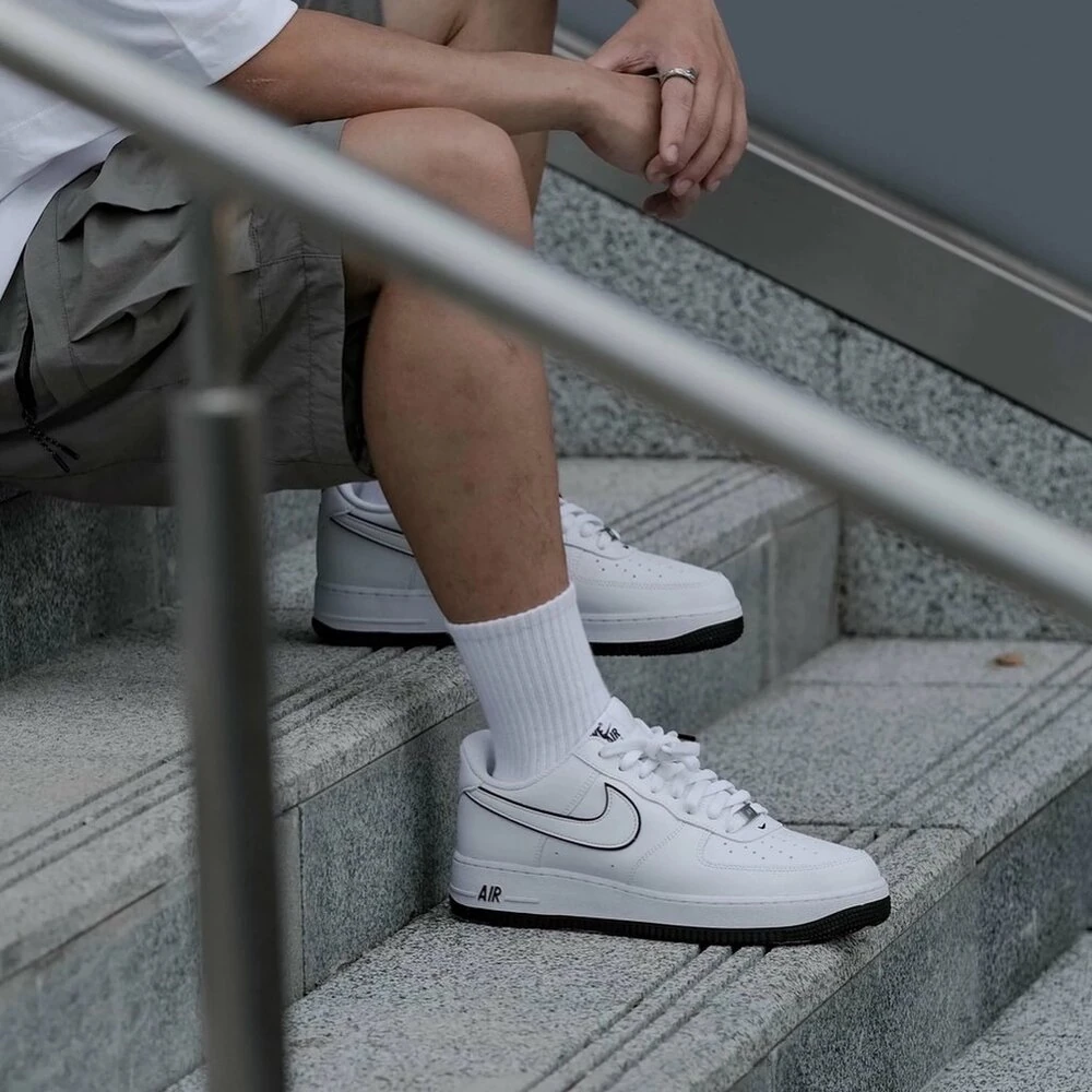 Nike Air Force 1 07 Low White Black “ Outline Swoosh “